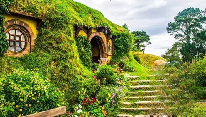 Hobbit House