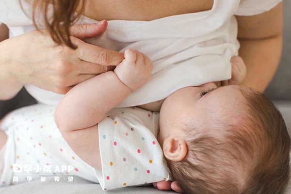 0-3个月宝宝可以用补授法喂养