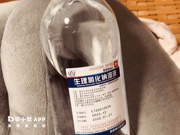 硼酸溶液和生理盐水有区别